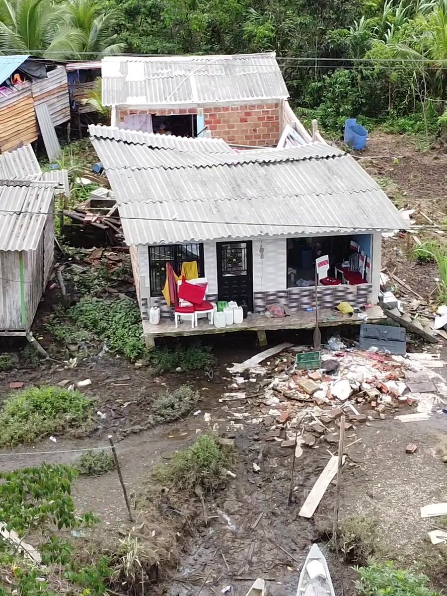Vista aérea de las casas afectadas en Guadualito